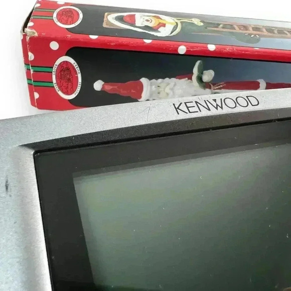 Kenwood Remote Control Unit RC-R0907 - Versatile Home Theater Energy Management - Picture 5 of 6